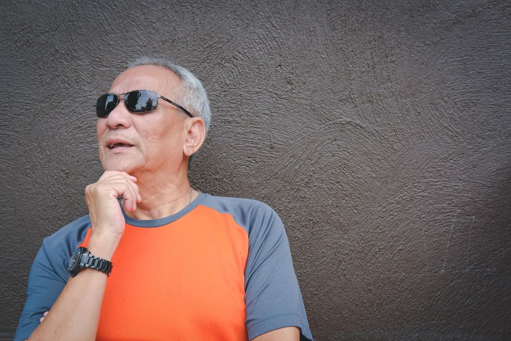 The Sun and Your Eyes + Essential Tips for UV Eye Protection